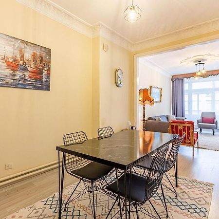 Charming Apartment Surrounded By Vibrant Attractions In Kadikoy 伊斯坦布尔 外观 照片