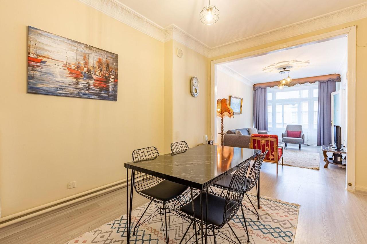 Charming Apartment Surrounded By Vibrant Attractions In Kadikoy 伊斯坦布尔 外观 照片