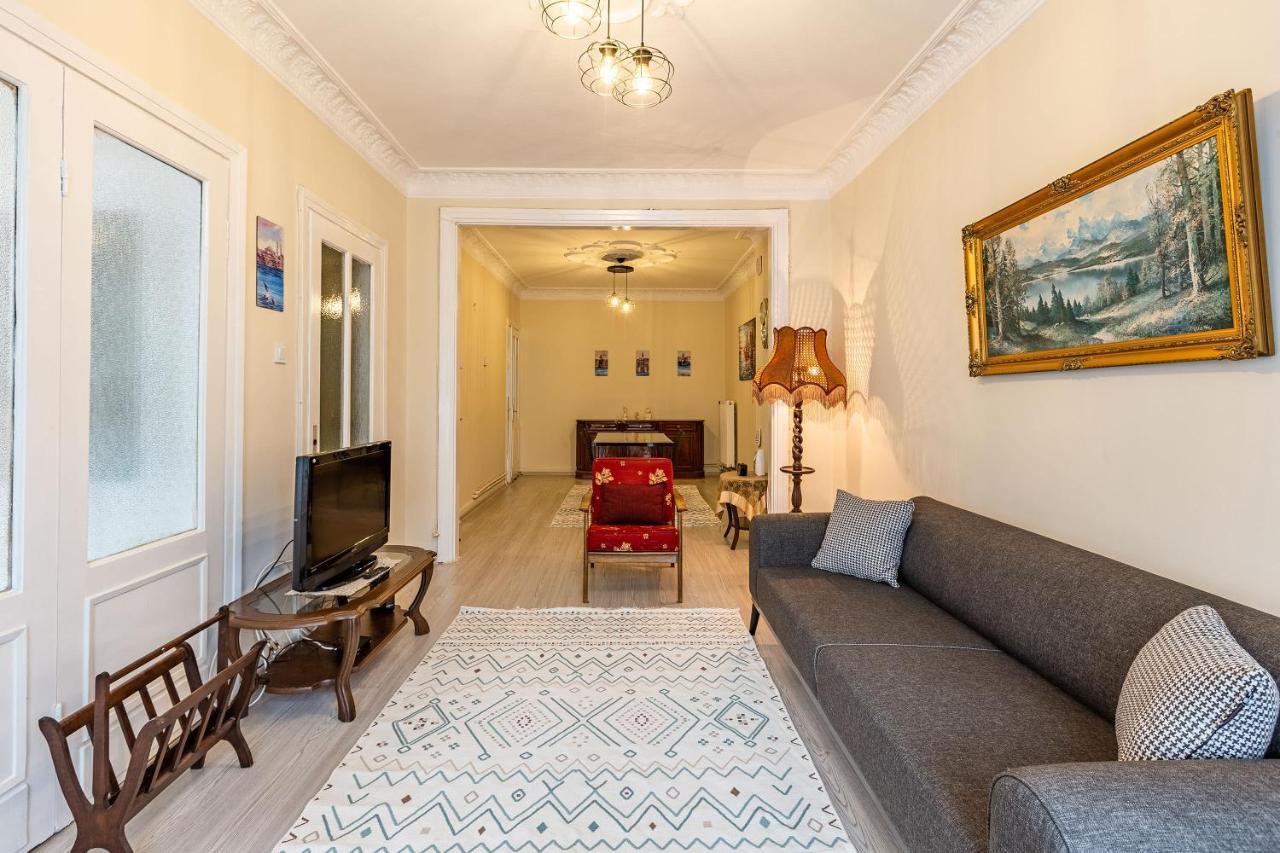 Charming Apartment Surrounded By Vibrant Attractions In Kadikoy 伊斯坦布尔 外观 照片