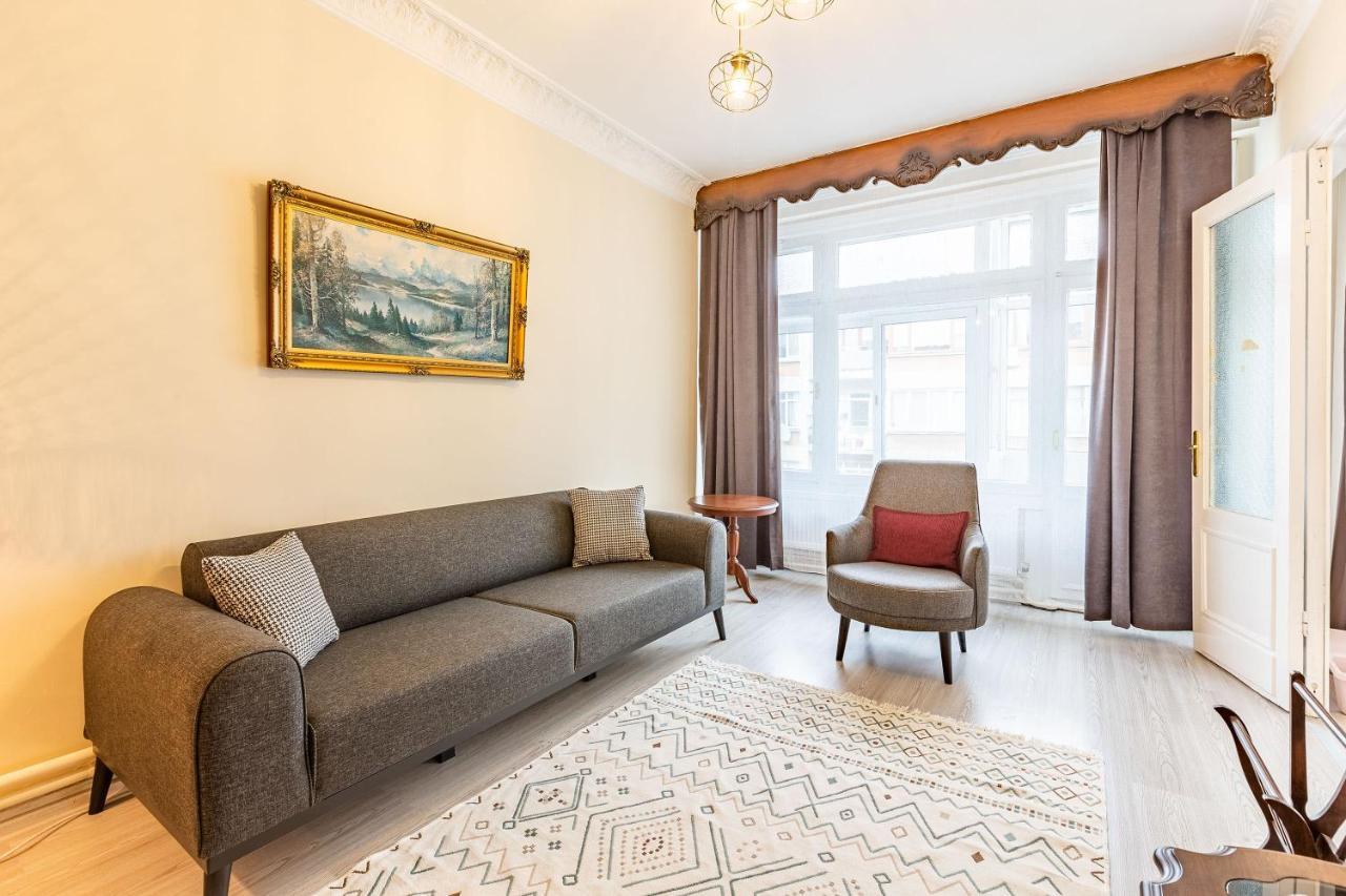 Charming Apartment Surrounded By Vibrant Attractions In Kadikoy 伊斯坦布尔 外观 照片